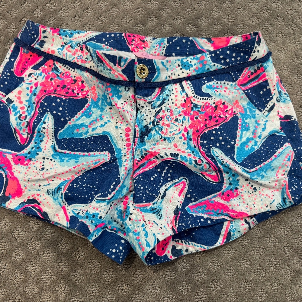 Lilly Pulitzer Pink Indigo Star Fish Struck Print 4” Adie Short 26753
